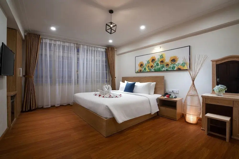 Hanoi Valley Boutique Hotel & Travel
