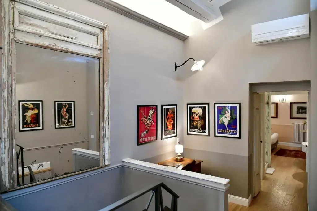 La Croce D'oro Santa Croce Suite Apartments