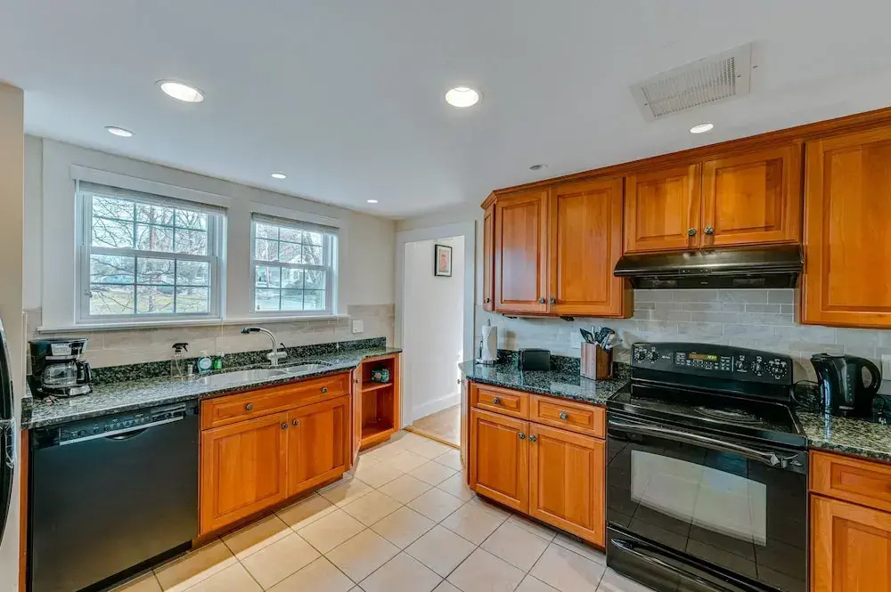 Home w/ Backyard ~ 2 Mi to Downtown Lexington!