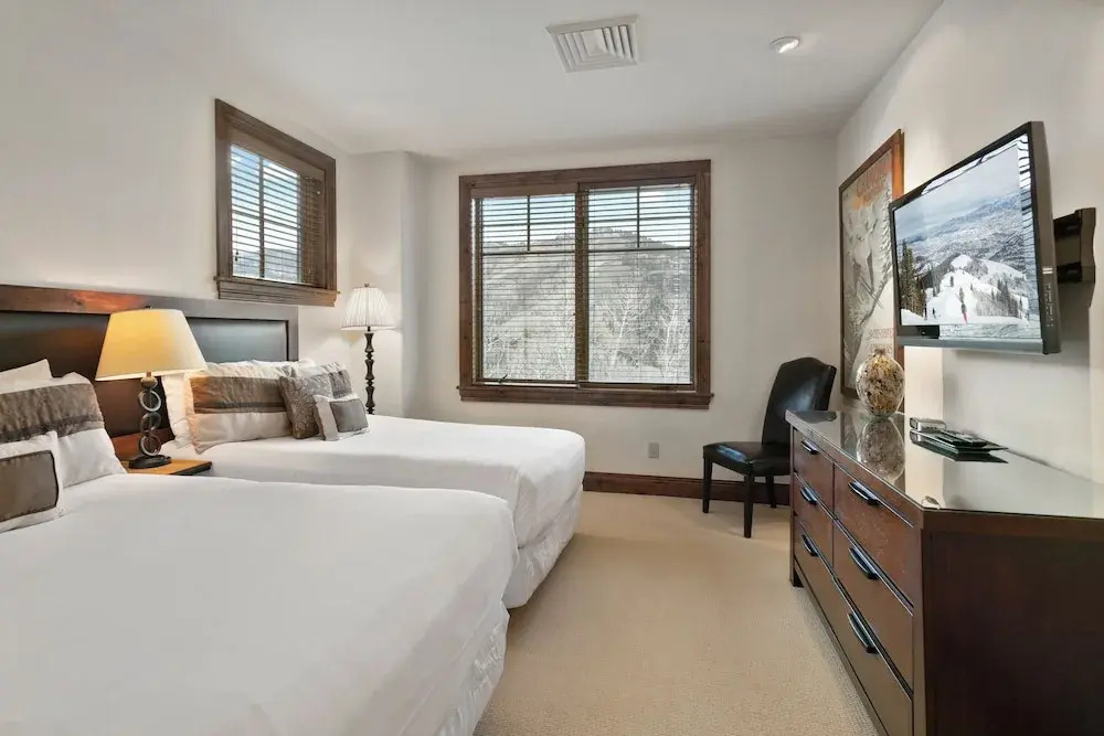 Ski-in/ski-out Retreat At Deer Valley 3br 2 Bedroom Condo