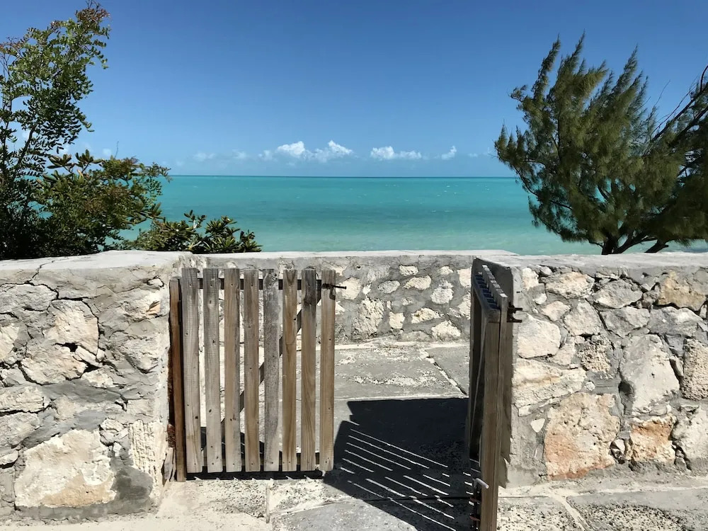 Caribbean Sea Breeze Villas