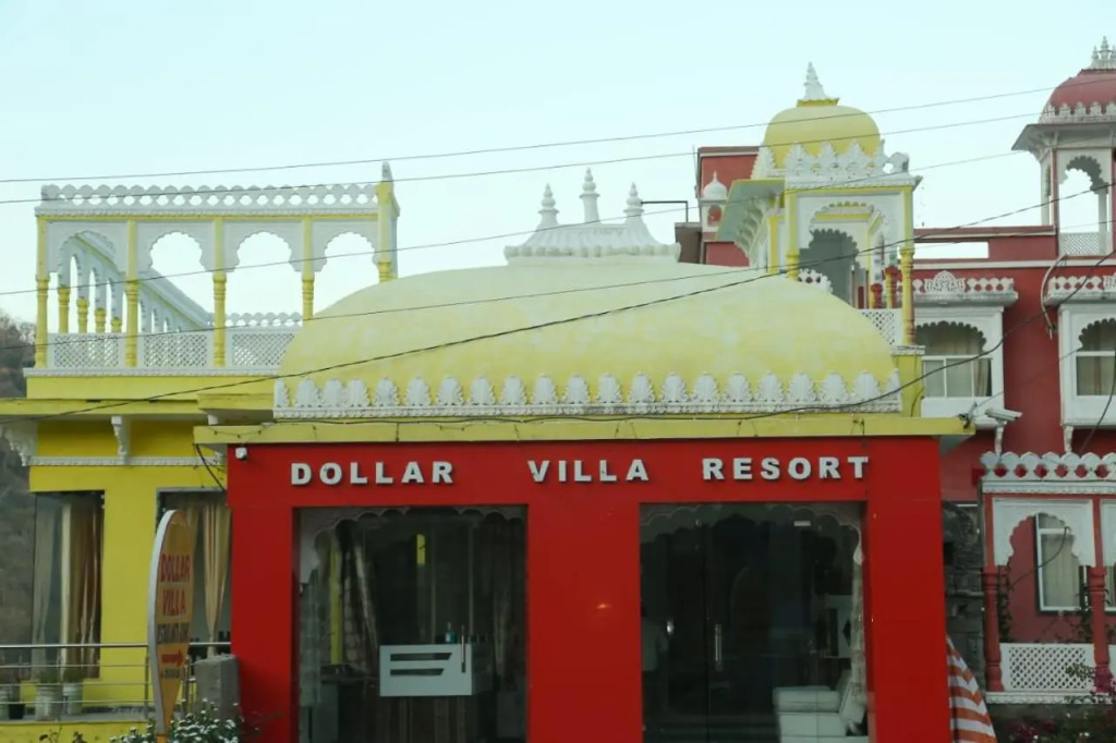 Dollar Villa Resort