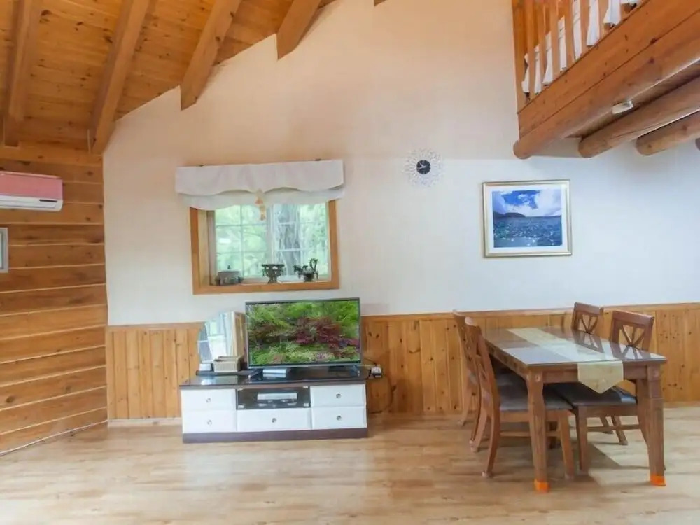 Cabin Town Pension