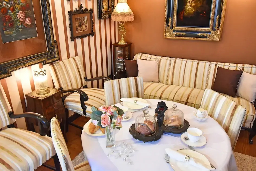 President Suite Apartment