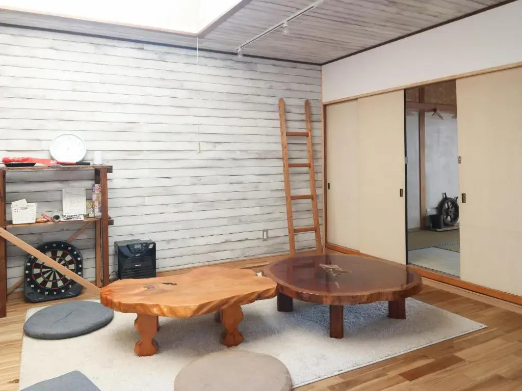 Guest House 3710