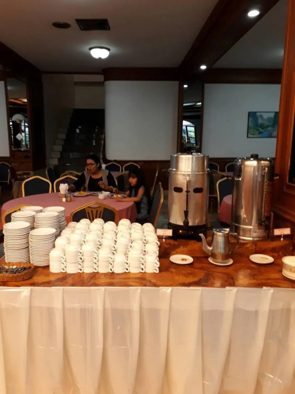 Royal Twins Palace Hotel