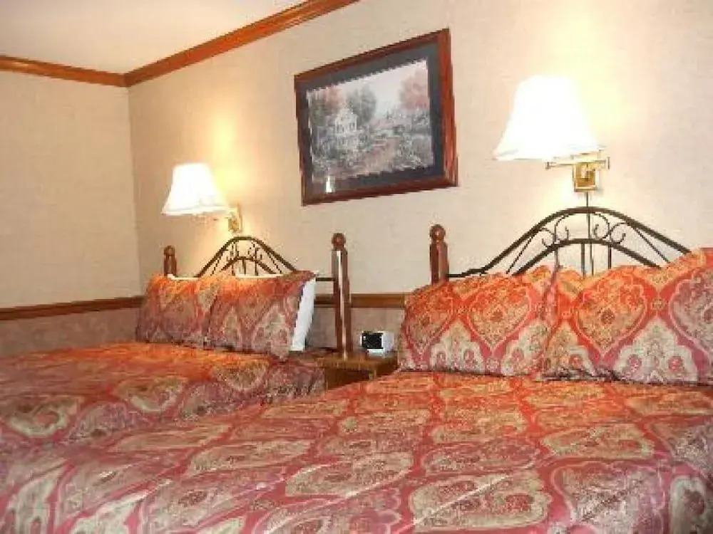 Homestead Lodging