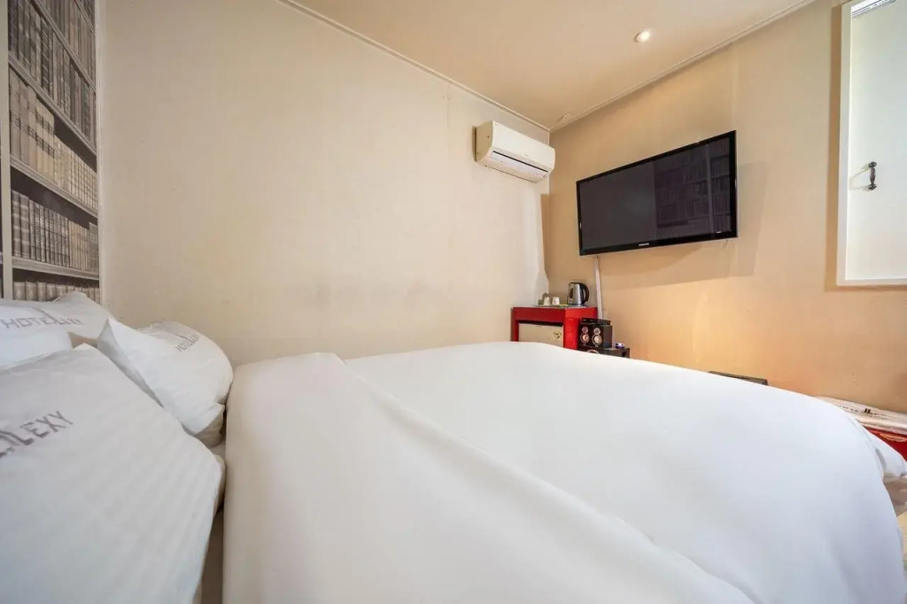 Guri Lexy Hotel