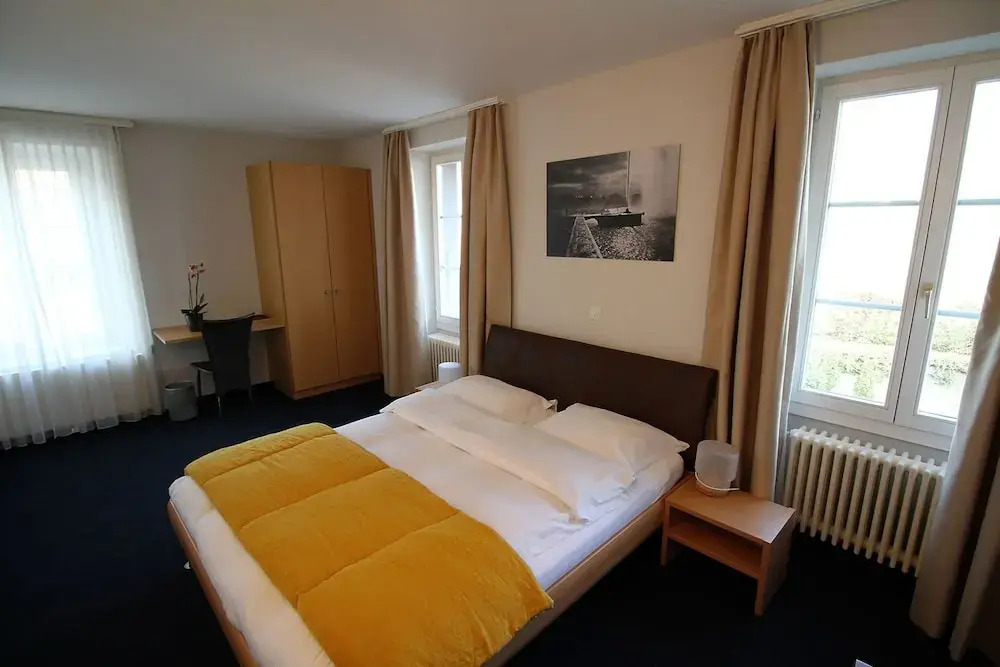 La Clef DOr Auberge Communale