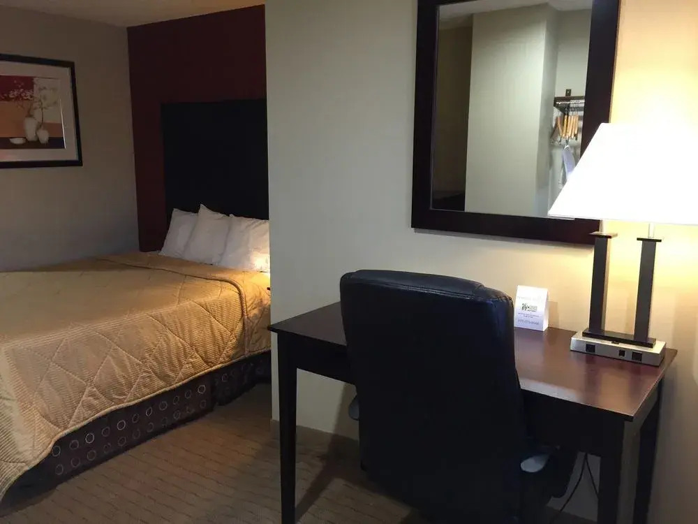 St Charles Hotel Downtown Hudson