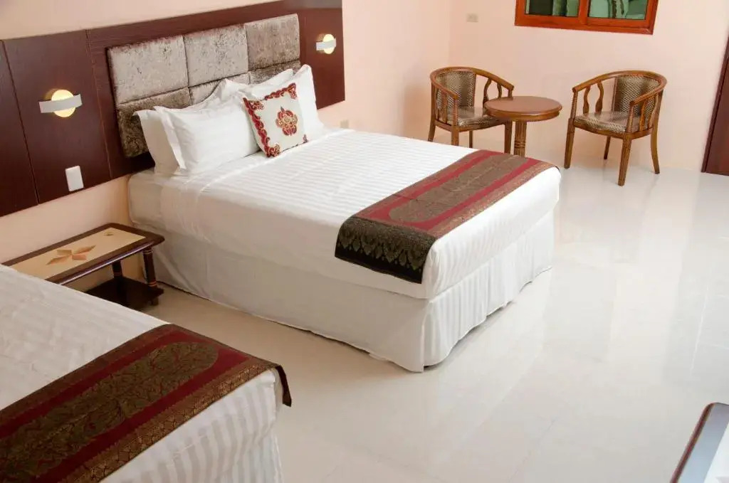 Grand Diamond Hotel Trinidad