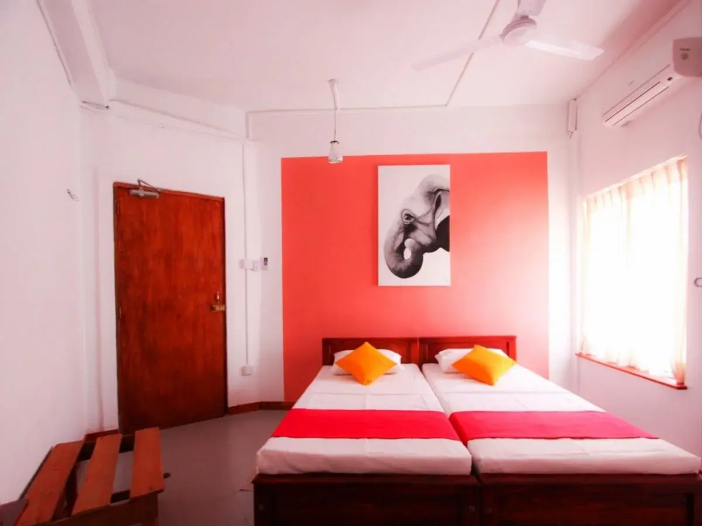 Отель City Beds The Regent