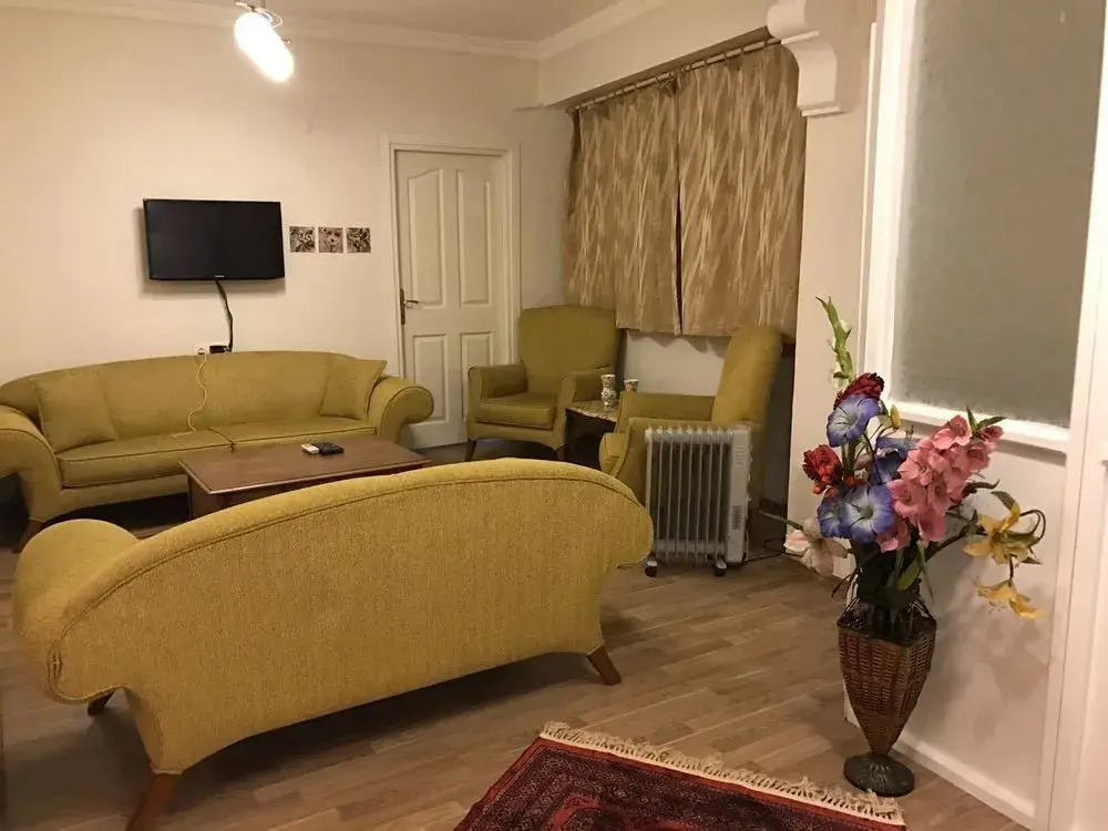 Nelly Guesthouse