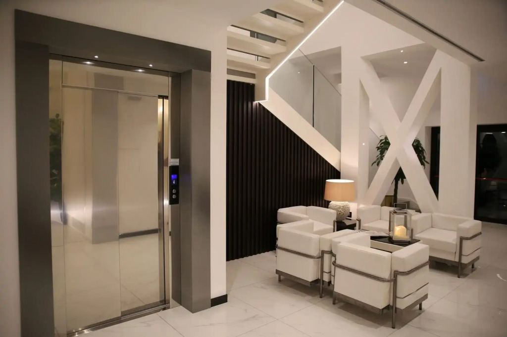 Monaco Apartments