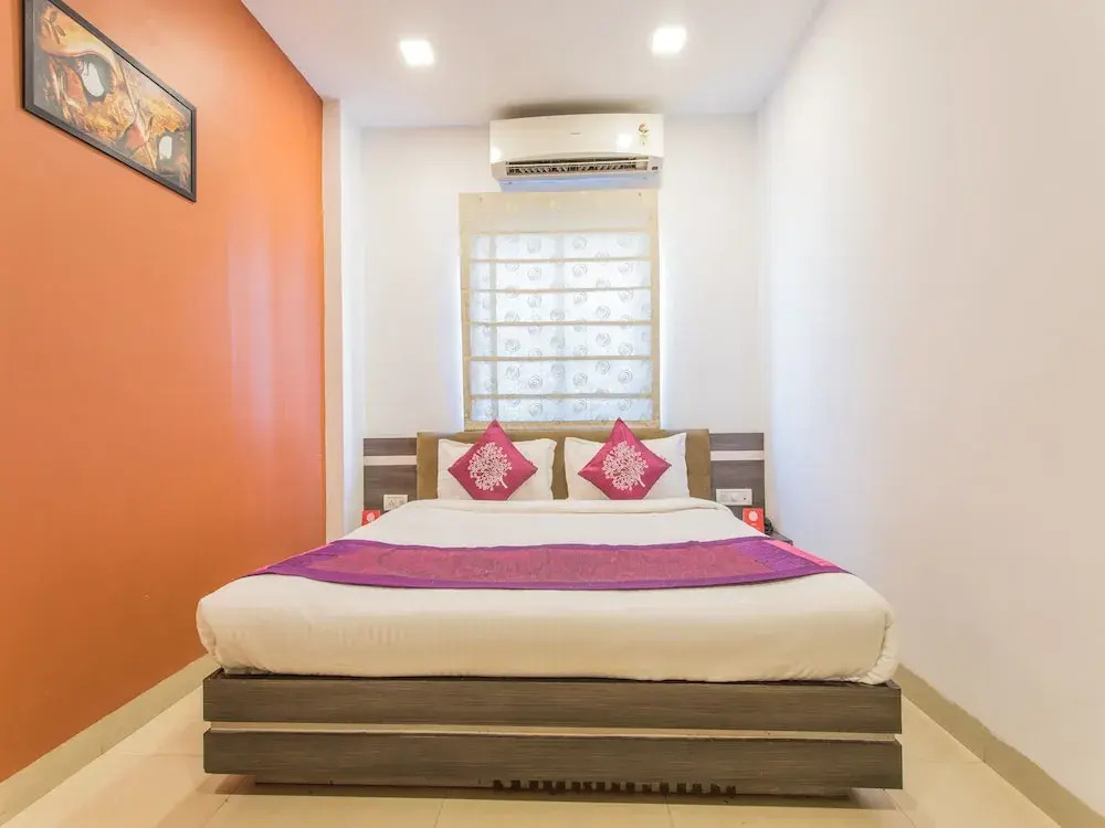 OYO 2533 Hotel Pride