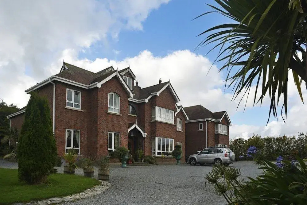 Moyglare Lodge B&B