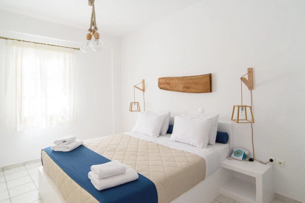 Santorini Crystal Blue Boutique Hotel