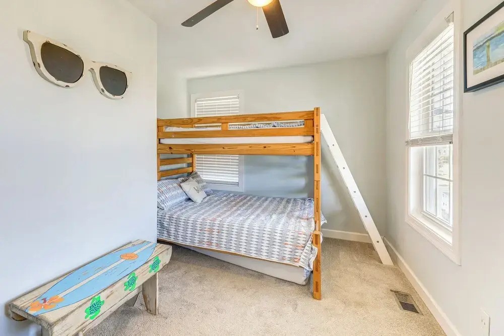 Hot Tub & Decks: North Topsail Beach Home