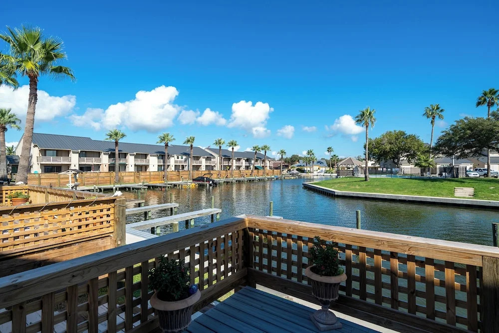 Bay House Condos by Miss Kitty’s