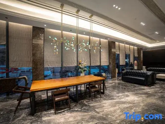 Ruibang Molly hotel