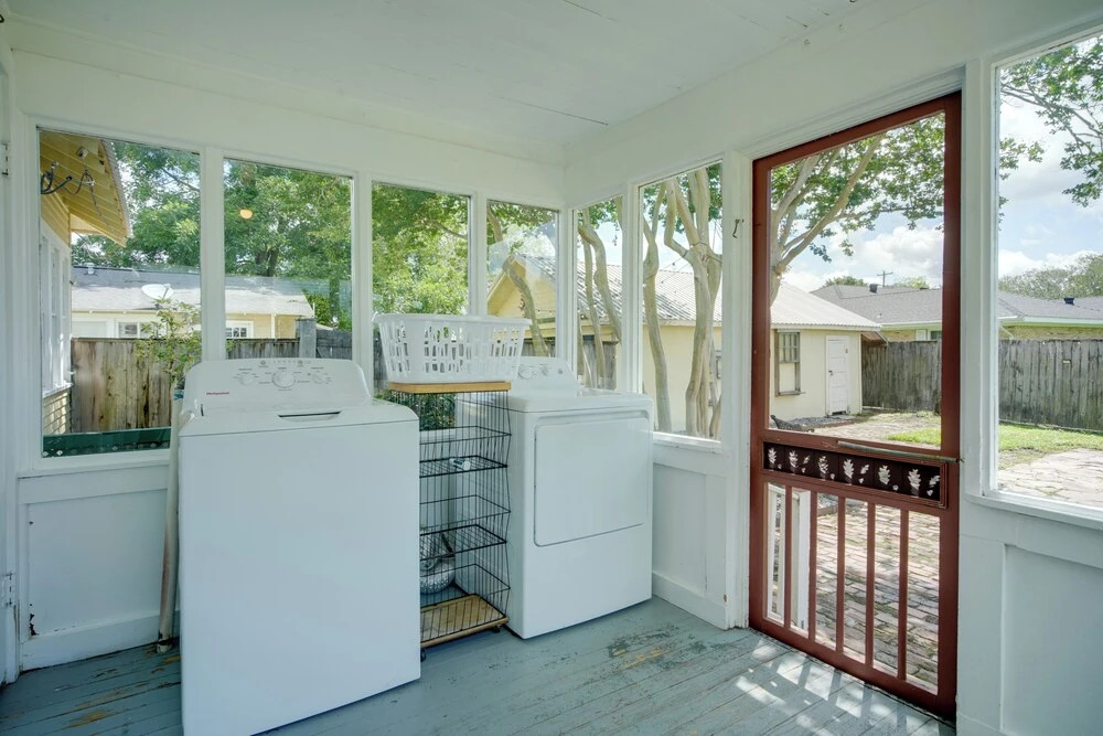 Pet-friendly Historic Home: Downtown Breaux Bridge