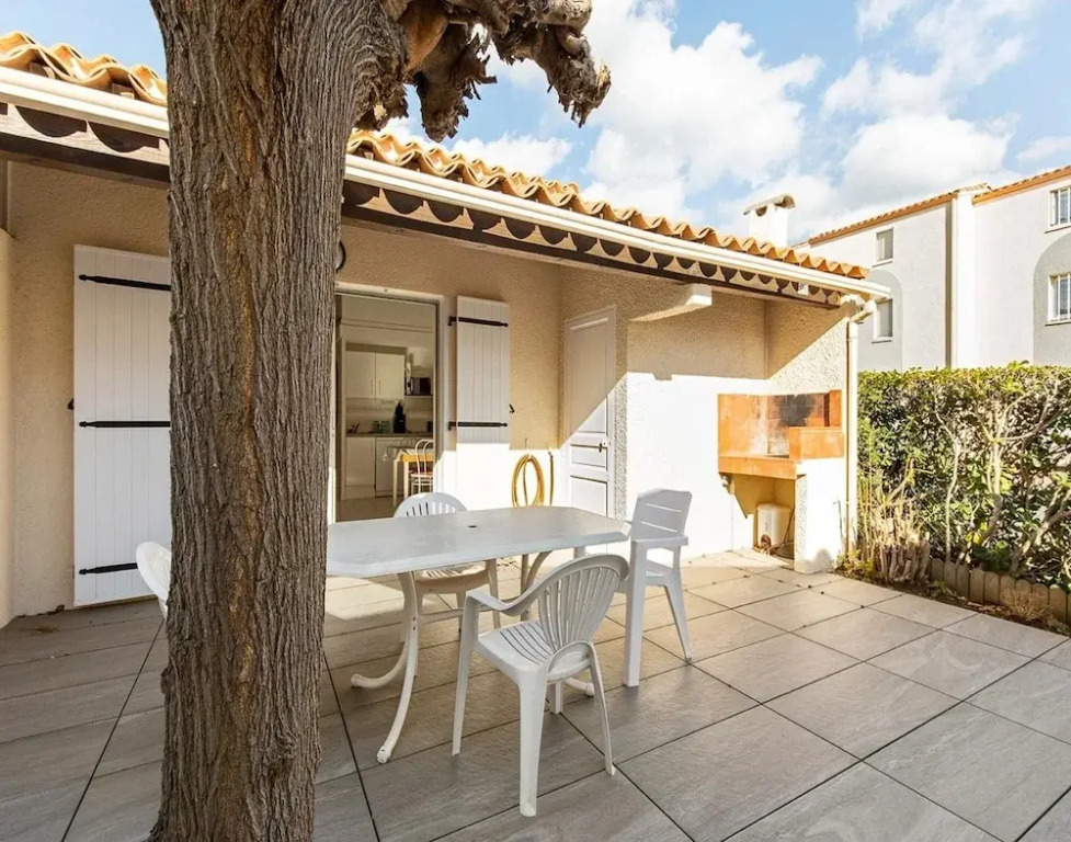 Stylish Coastal Hideaway, Agde