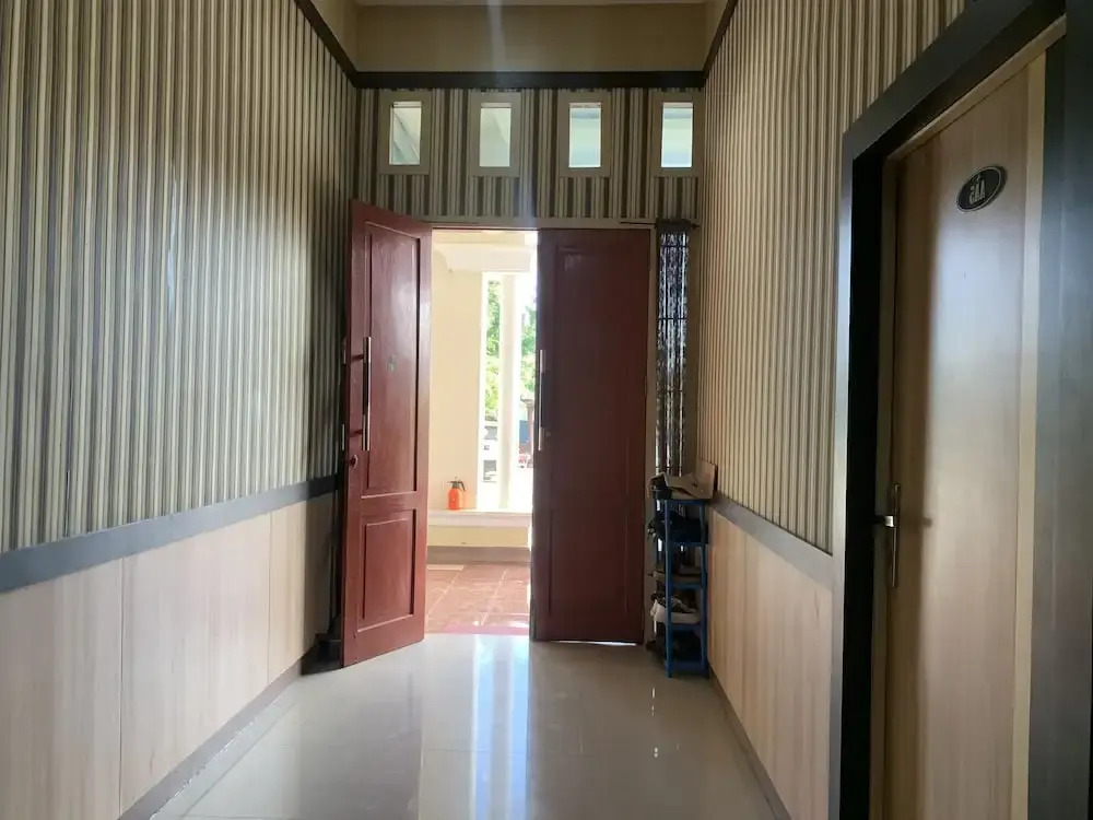 Hotel O Wisma Tulip Near Masjid Besar Desa Tanabangka