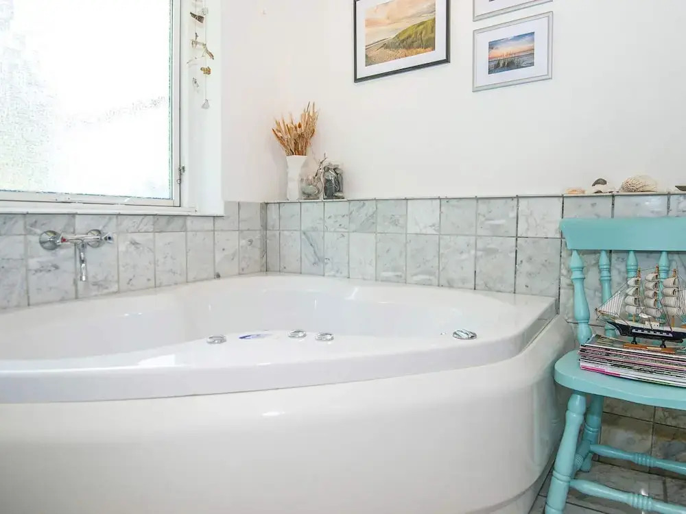 Modern Holiday Home in Ebeltoft Jutland With Jacuzzi