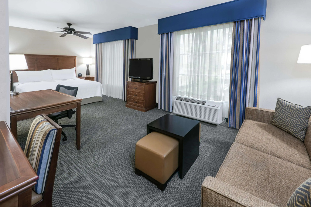 Homewood Suites Laredo at Mall Del Norte