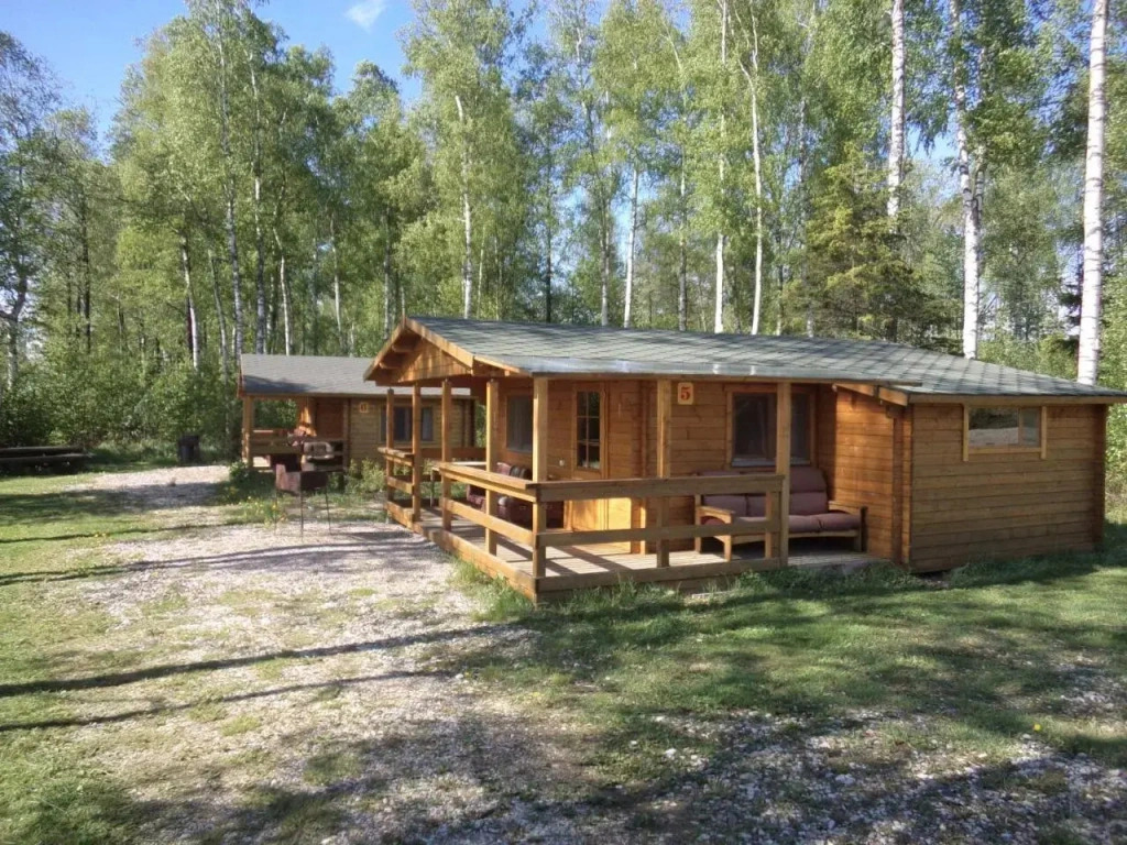 Tõhela Järve Puhkeküla