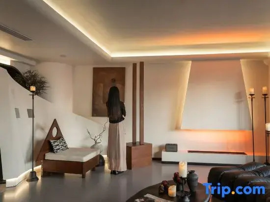 Yichi · High Altitude Private Soup Hotel (Guiyang Flower and Fruit Garden Shopping Center Store)