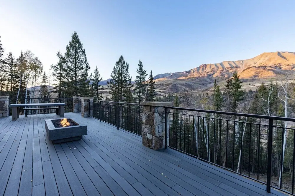 Overlook Haus by Exceptional Stays
