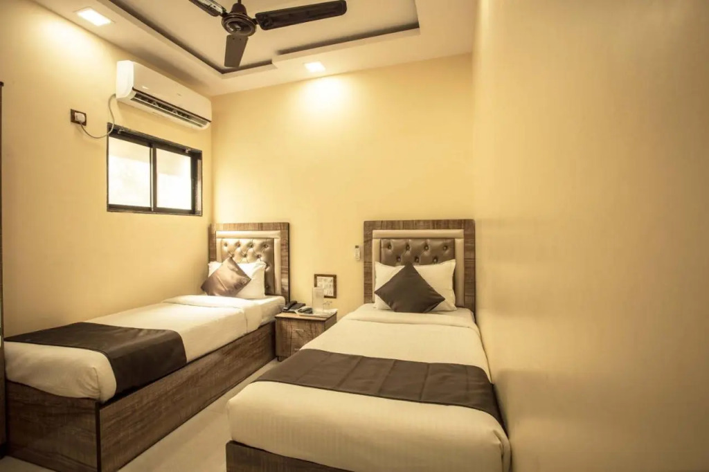Hotel Apsara - NearJ J Hospital Mumbai