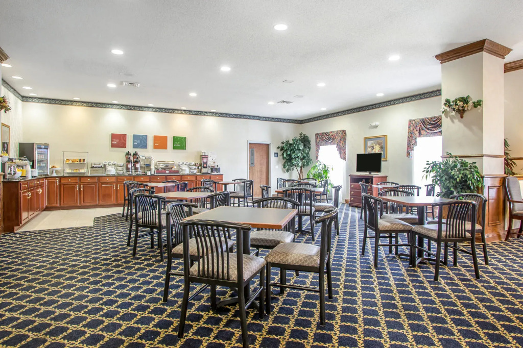 Comfort Suites - Jefferson City