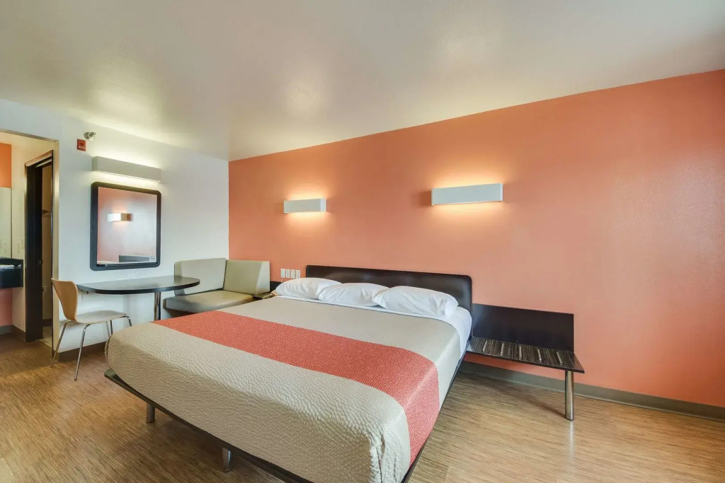Motel 6-Brownsville, TX North