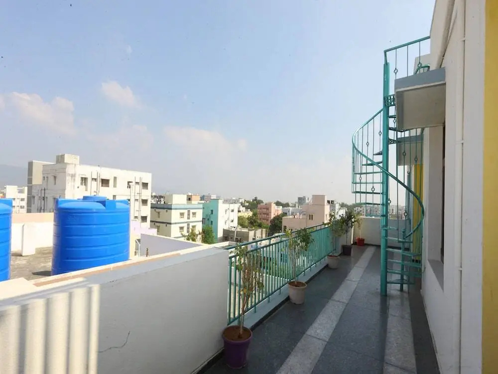 Sreenivas Serviced Apartment