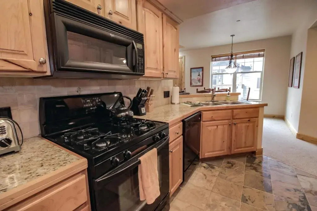 Fox Pointe Condo by Park City Vacations