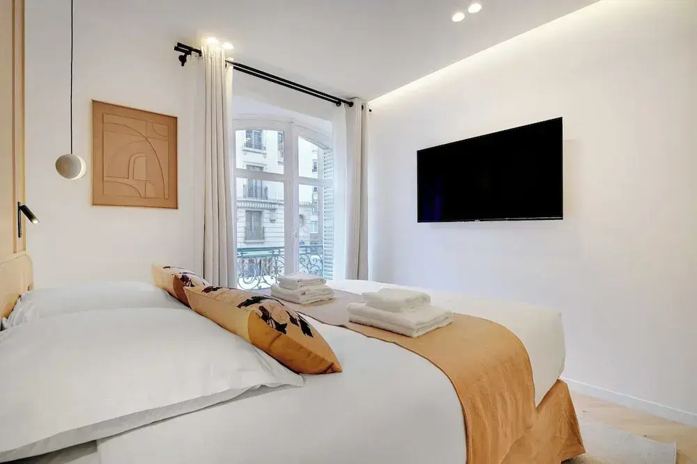 Spacious Flat - 4 Br/10p - Madeleine