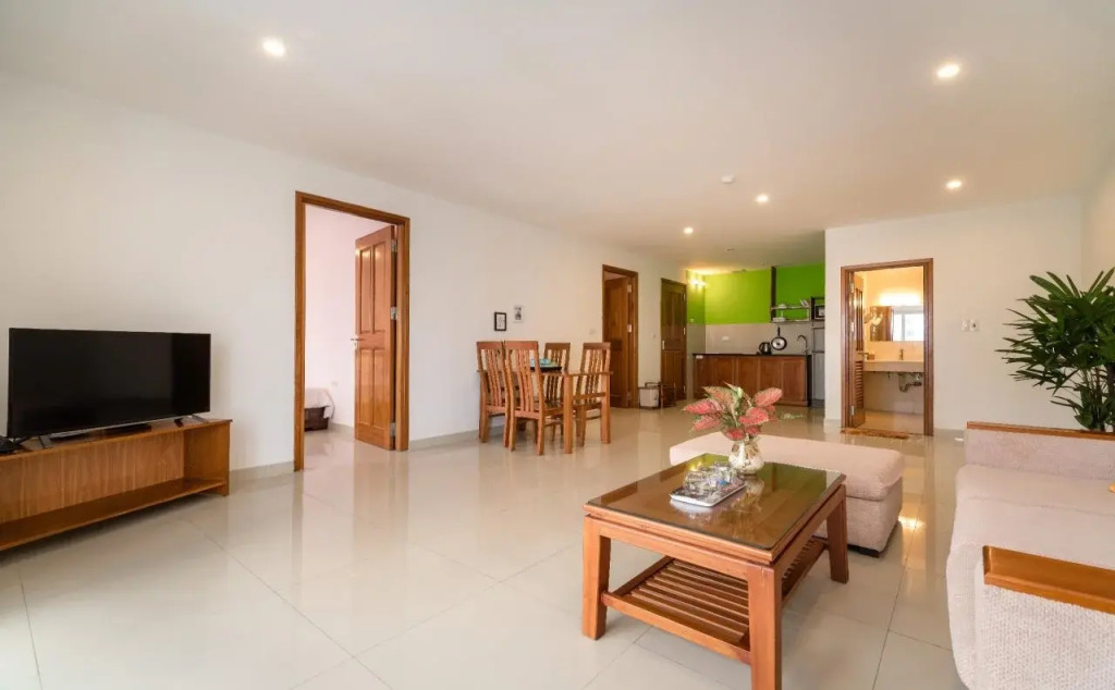 The Sun Apartment & Hotel