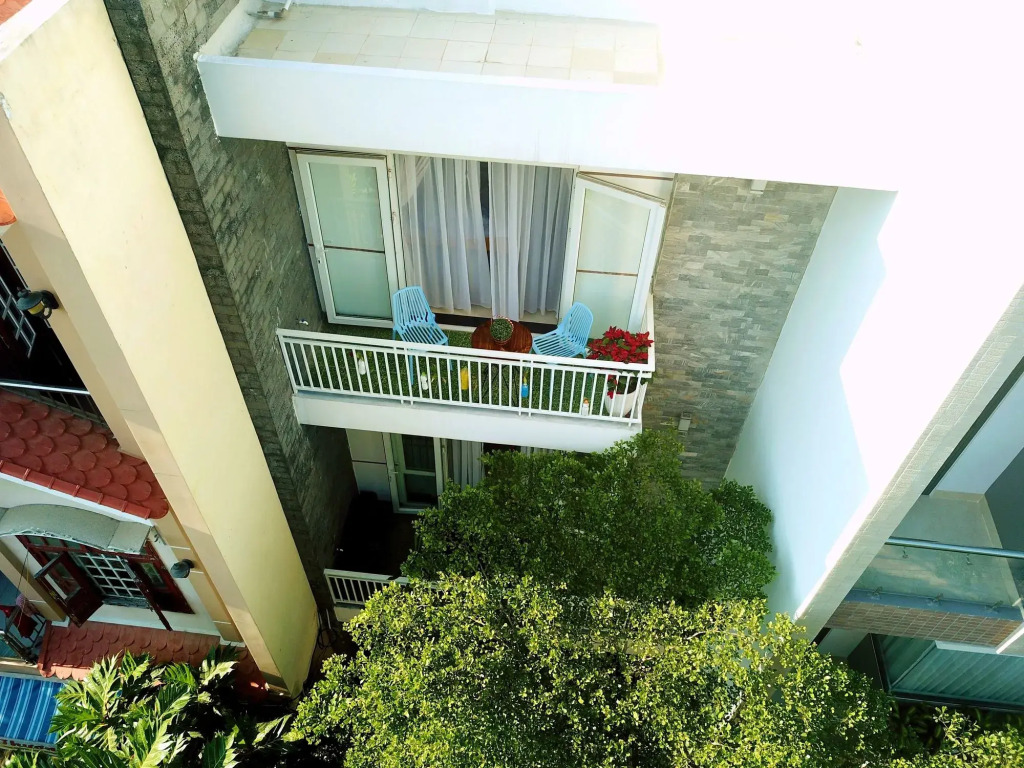 Linh House