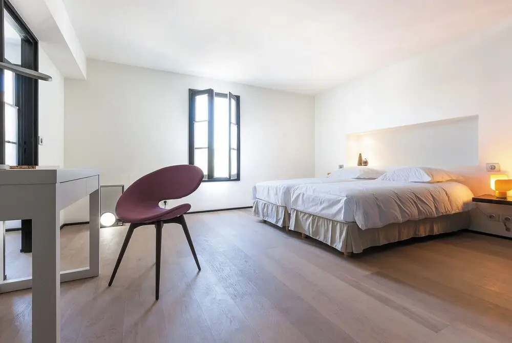 L'Annexe Des Portes