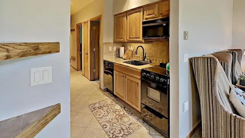 River Bank Lodge 2917