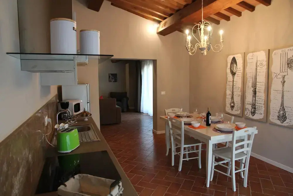 Borgo del Silenzio - Apartments with pool in Lajatico