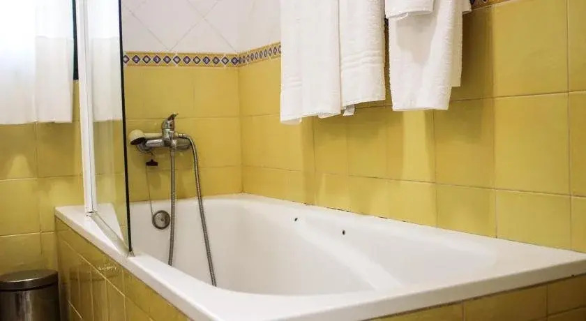 Hostal Colmenar
