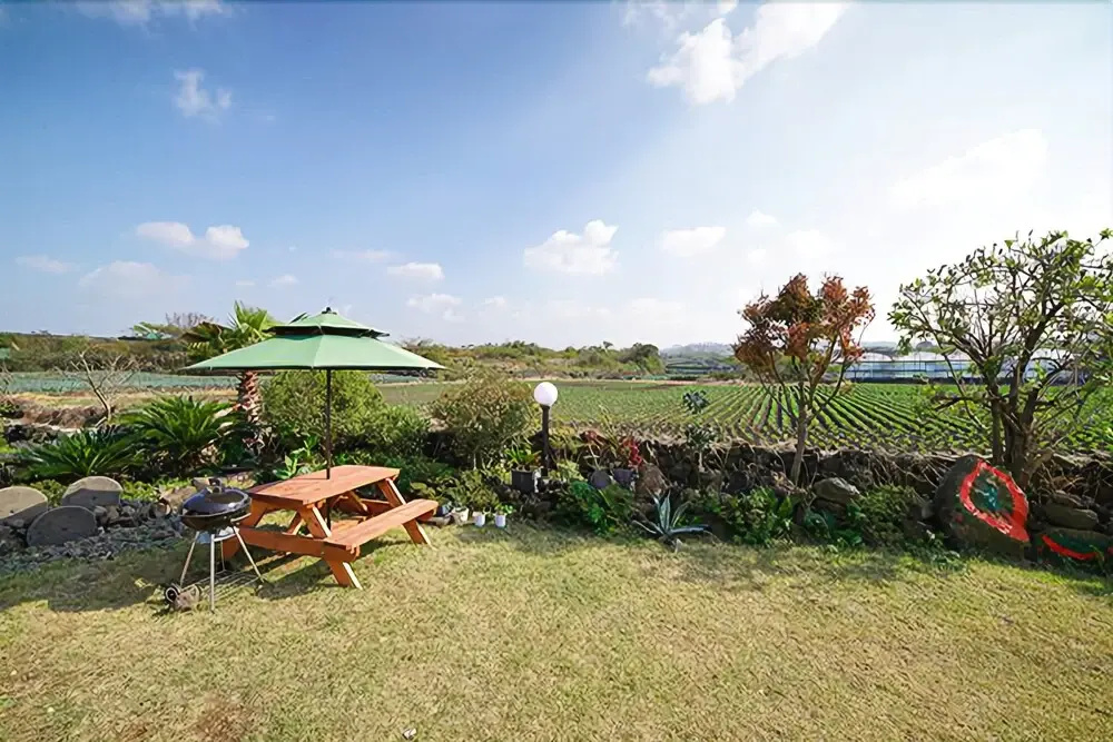 Jeju Windbell Sound Pension