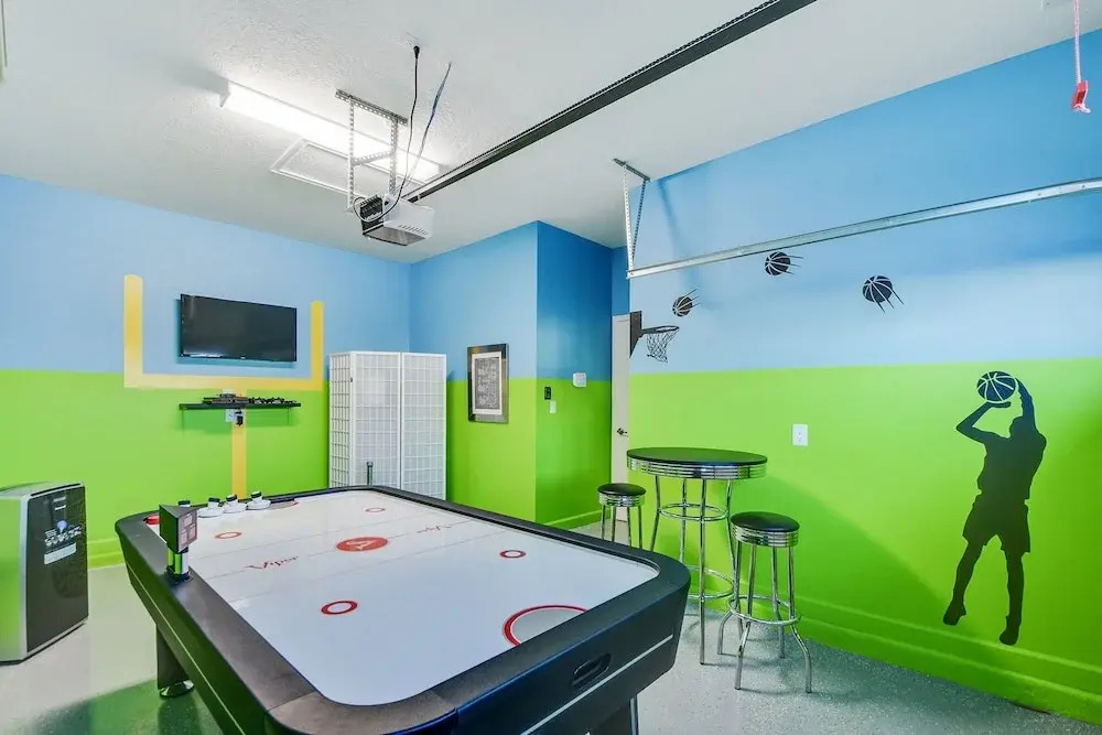 Champions Gate 4, 5 & 6 Bedrooms by Florida Star Vacations