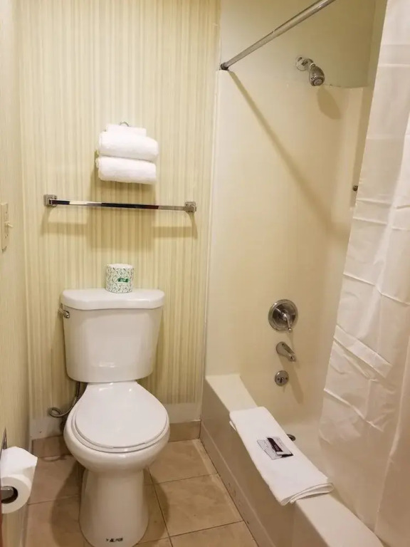 Sea-Tac Crest Motor Inn