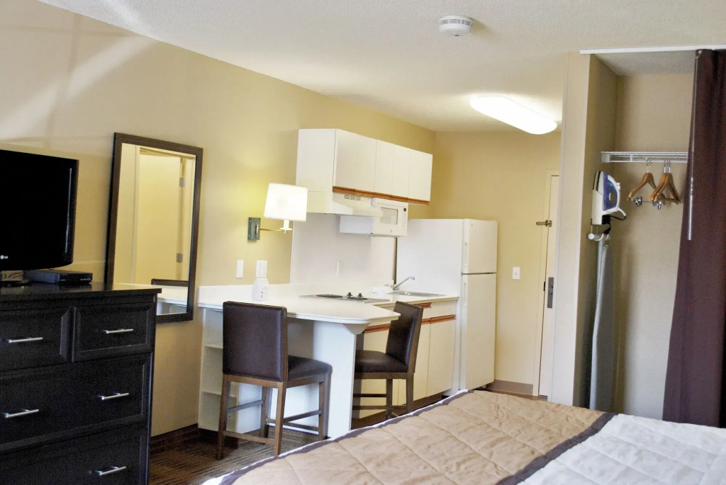 Extended Stay America Suites - Chicago - Schaumburg - Convention Center
