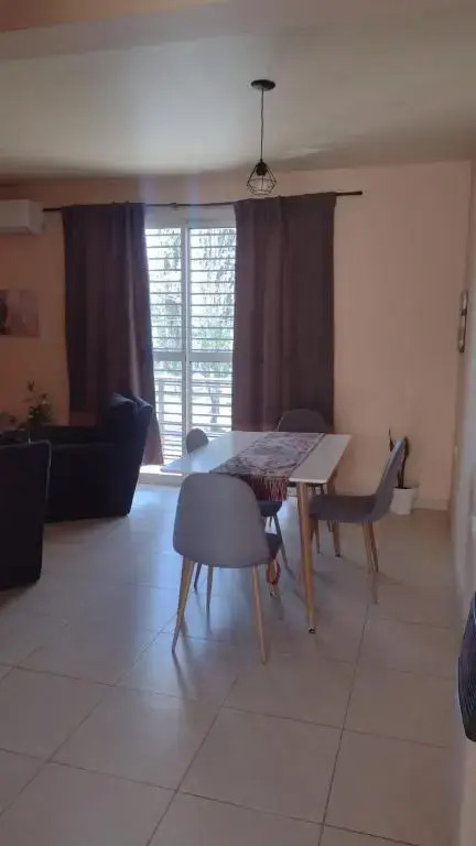 Departamento en complejo privado mendoza