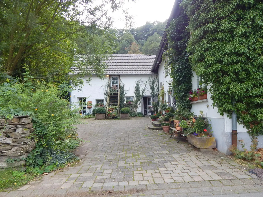 Romantic Eifel Hideaway